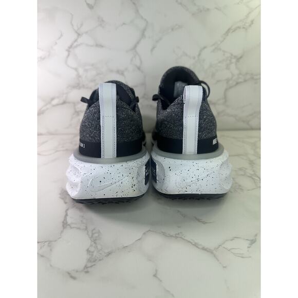 Nike Men's ZoomX Invincible Run 3 Lace Up Sneakers Black/White Size 9 DR2615 002 - Picture 3 of 7